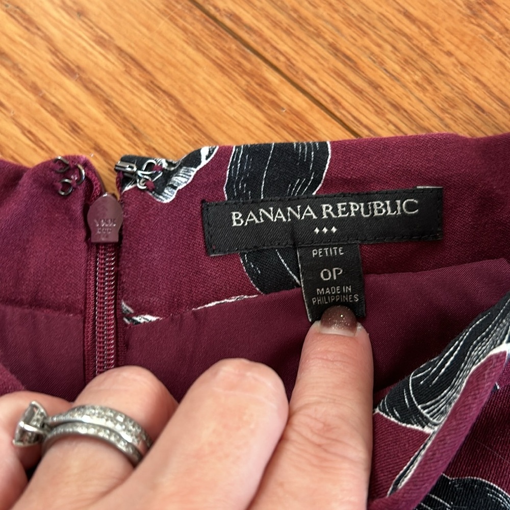 Banana Republic skirt - Picture 5 of 6